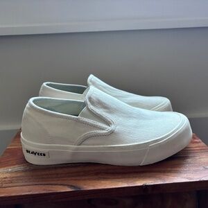 Womens Baja Slip On Platform